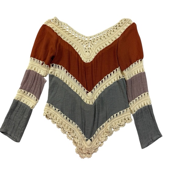 Tops - Boho Crochet Lace Tunic Top Women's Medium Rust Grey Colorblock Chevron Lace